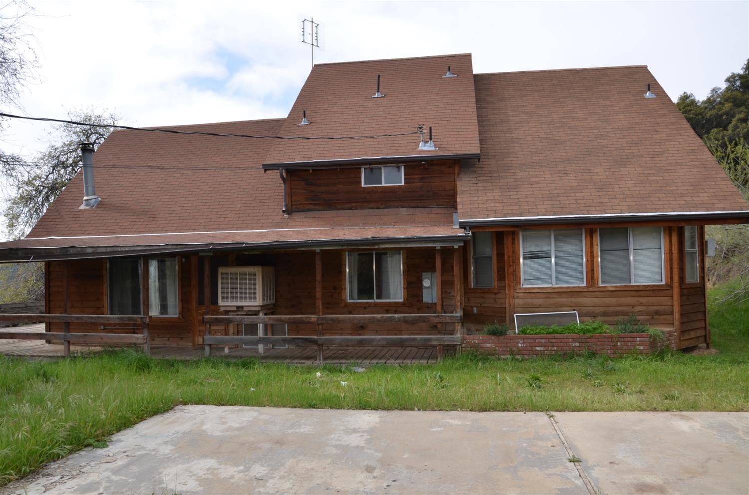 51065 Whitaker Forest Road Badger, CA 93603 - Photo 25 of 66 Gallery Image 25