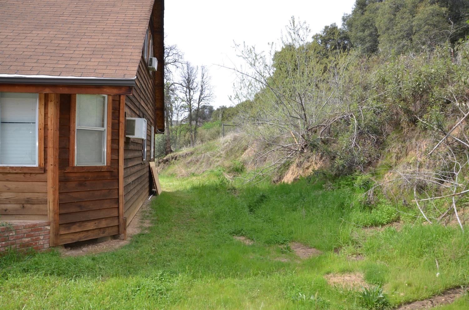 51065 Whitaker Forest Road Badger, CA 93603 - Photo 28 of 66 Gallery Image 28