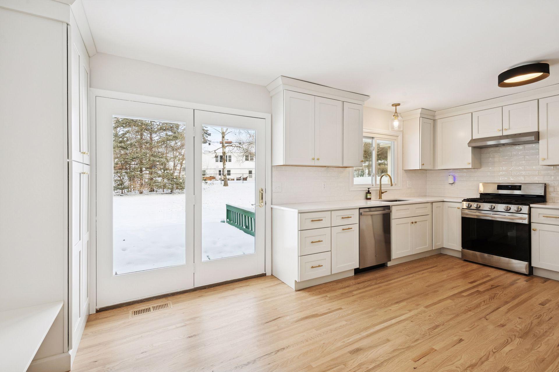 6704 Sioux Trail Edina, MN 55439 - Photo 15 of 44