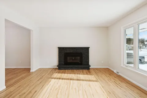 $700,000 | 6704 Sioux Trail, Edina, MN 55439