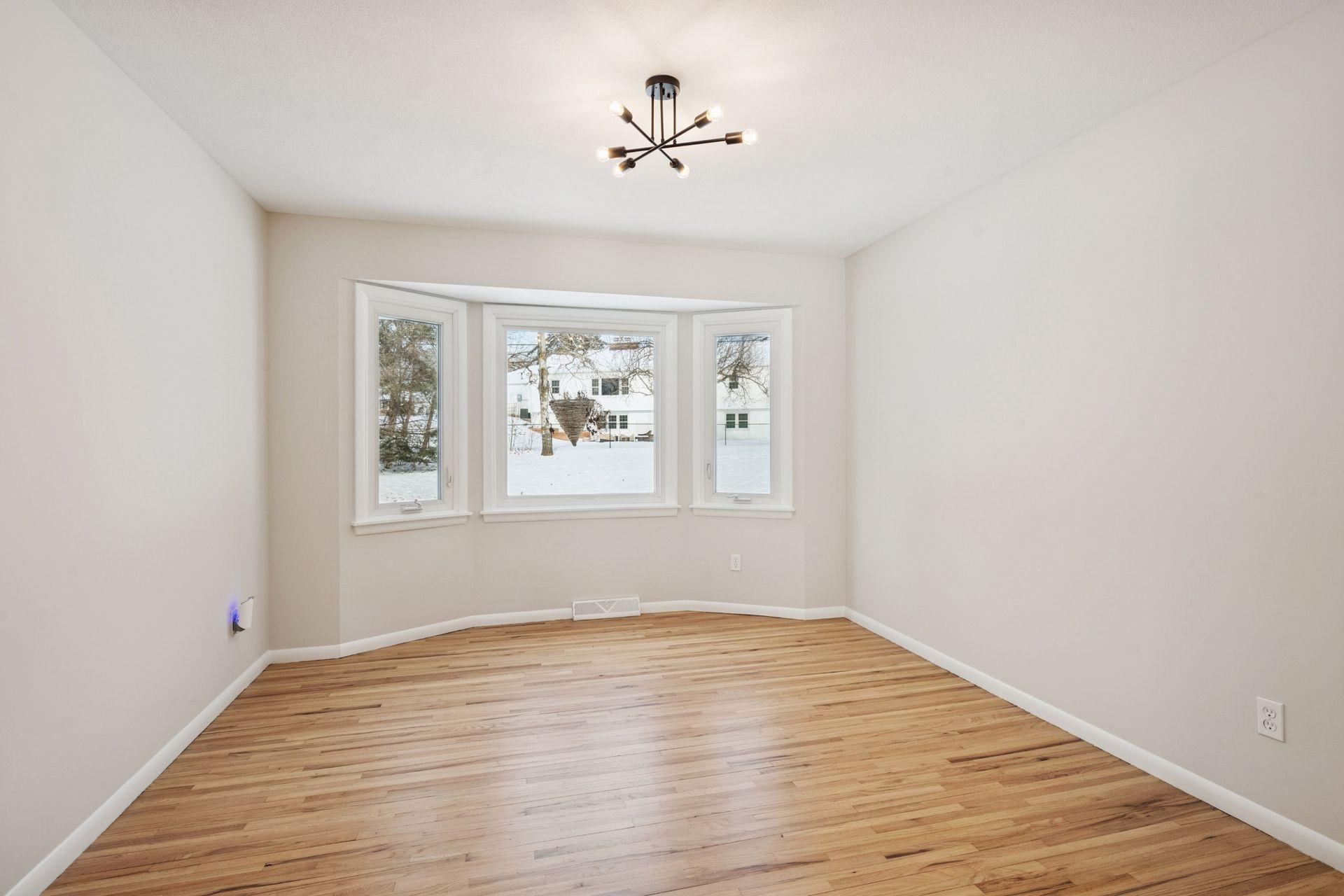 6704 Sioux Trail Edina, MN 55439 - Photo 8 of 44