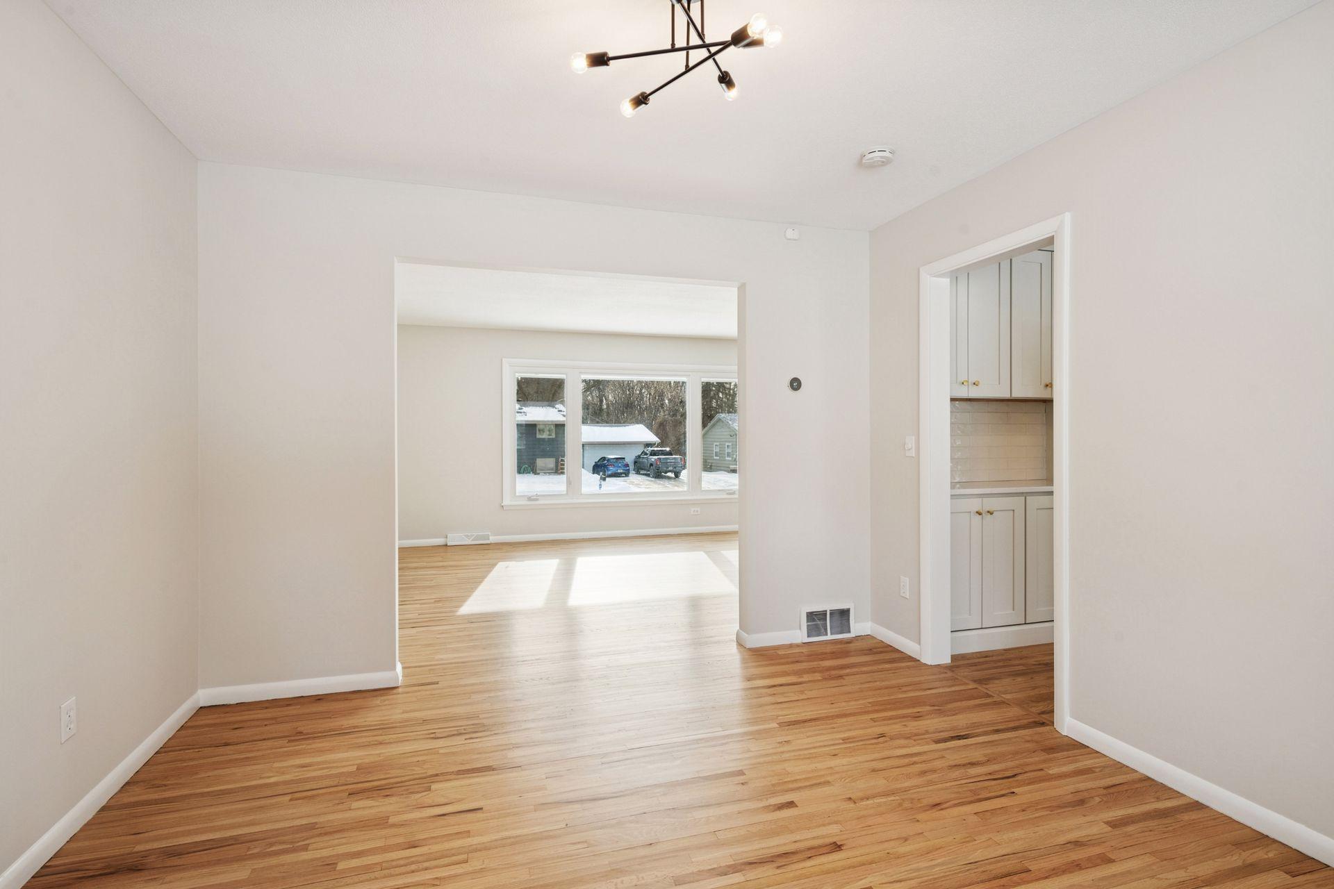 6704 Sioux Trail Edina, MN 55439 - Photo 9 of 44