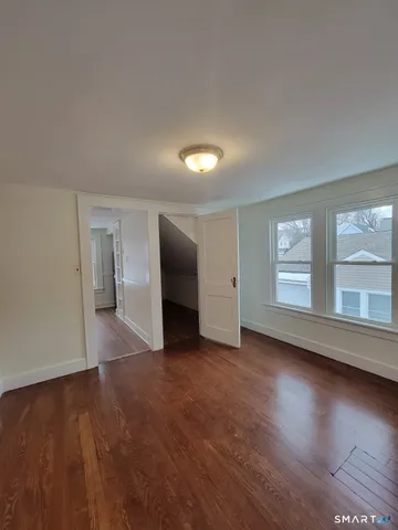 $1,650 | 14 Richard Street, Unit 2, Ansonia, CT 06401