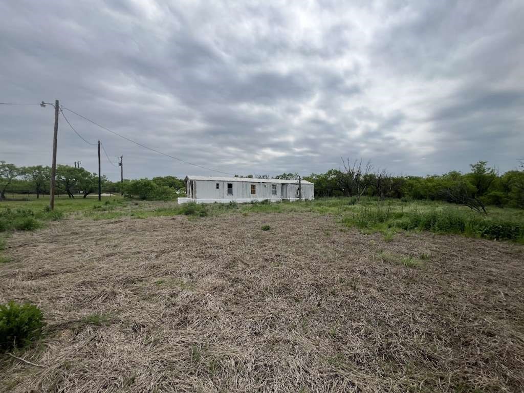 12942 McFall Road Iowa Park, TX 76367 - Photo 4 of 5 a view of a green field