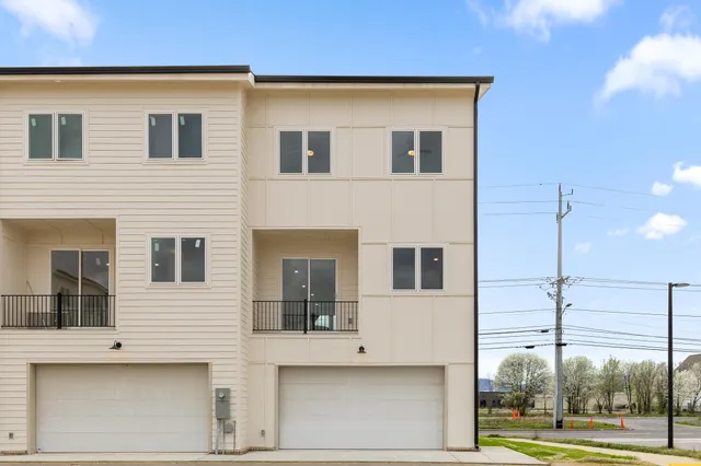 $2,300 | 3339 Aberdeen Row, Chattanooga, TN 37410