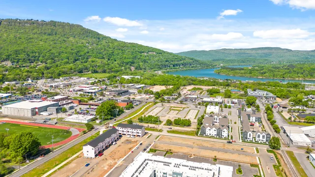 $2,300 | 3339 Aberdeen Row, Chattanooga, TN 37410