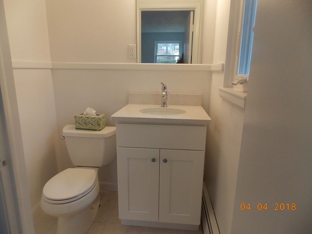 9 Simpson Road Wayland, MA 01778 - Photo 6 of 10