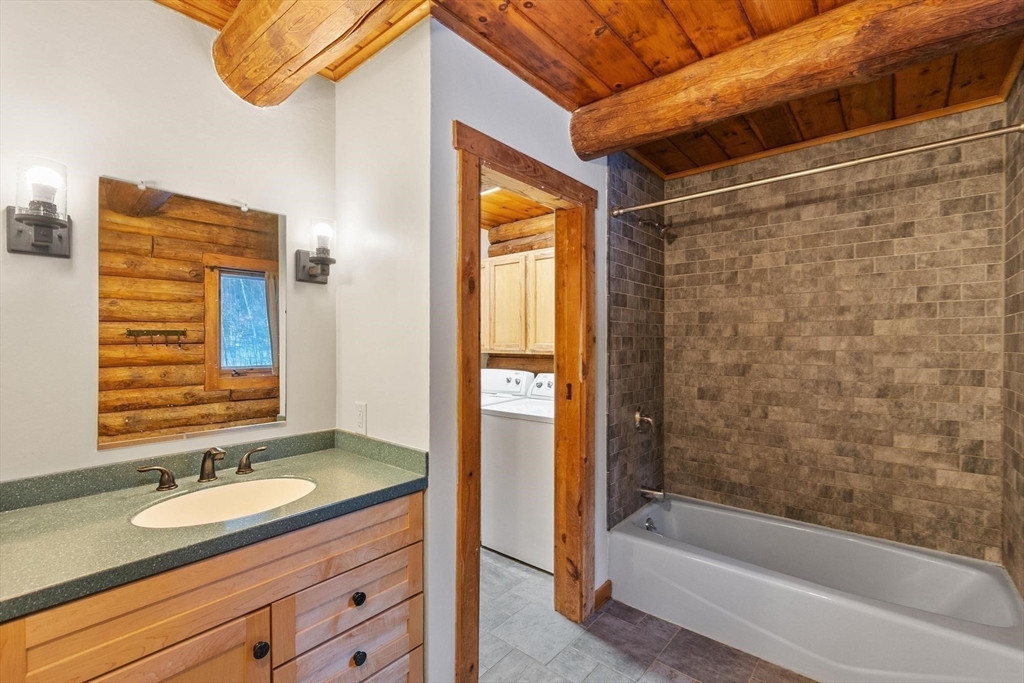 43 Greenville Road Townsend, MA 01474 - Photo 15 of 42