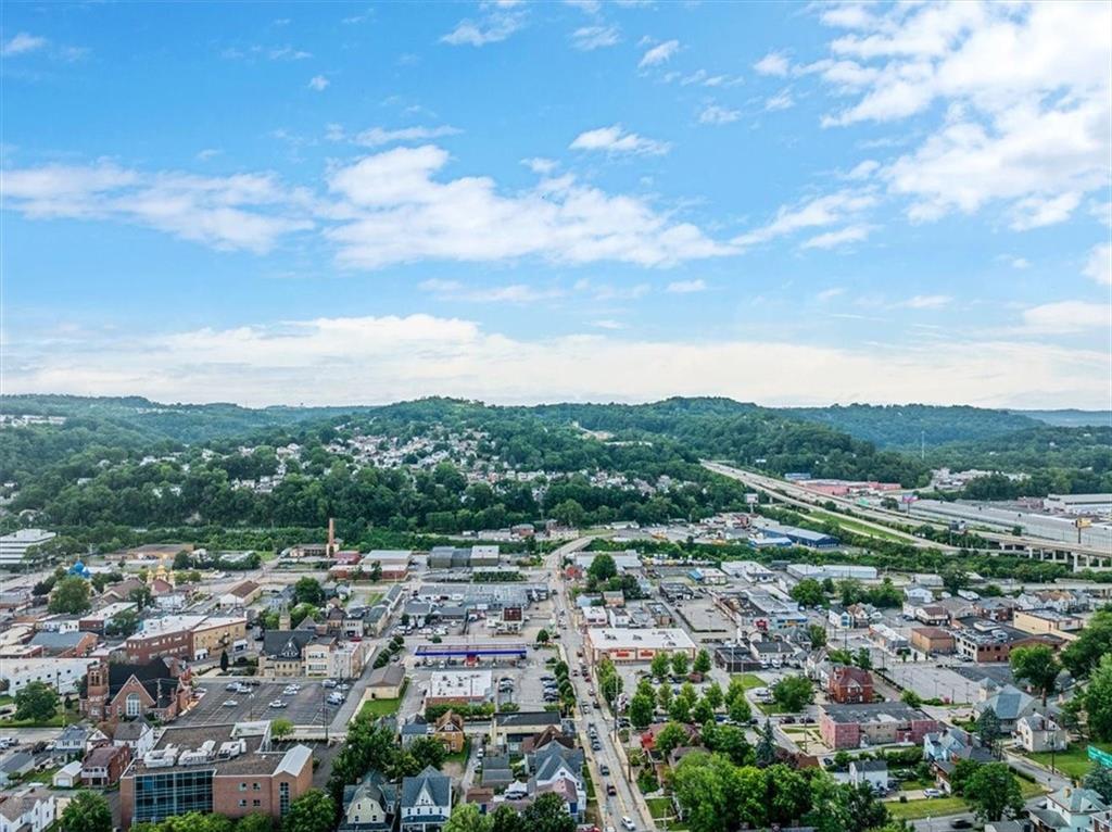 559 Boquet Street Carnegie, PA 15106 - Photo 20 of 20 a view of a city