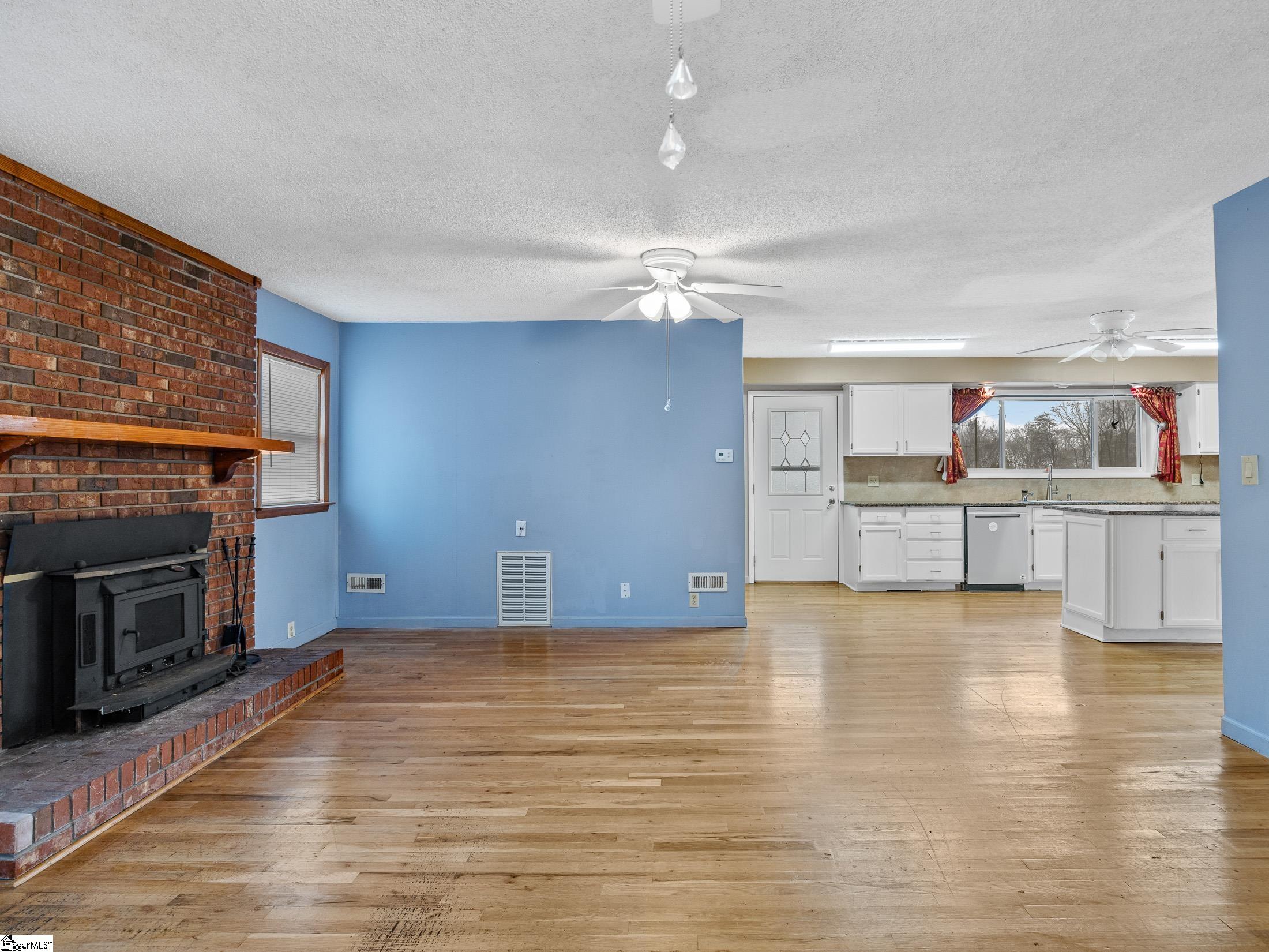 140 State Rd S-42-7424 Inman, SC 29349 - Photo 6 of 36