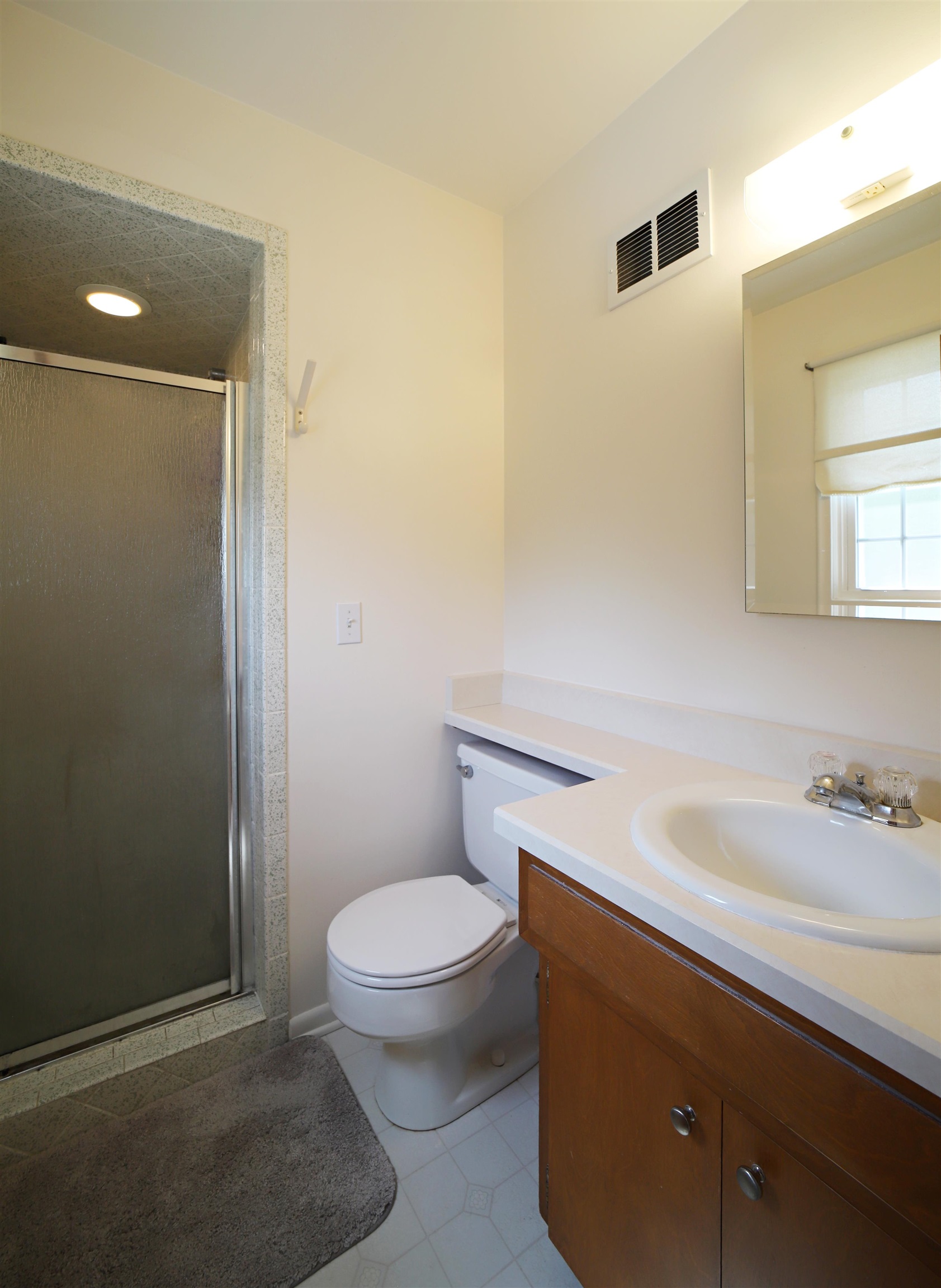 6140 North Seymour Road Flushing, MI 48433 - Photo 21 of 38 50115951-20.JPG