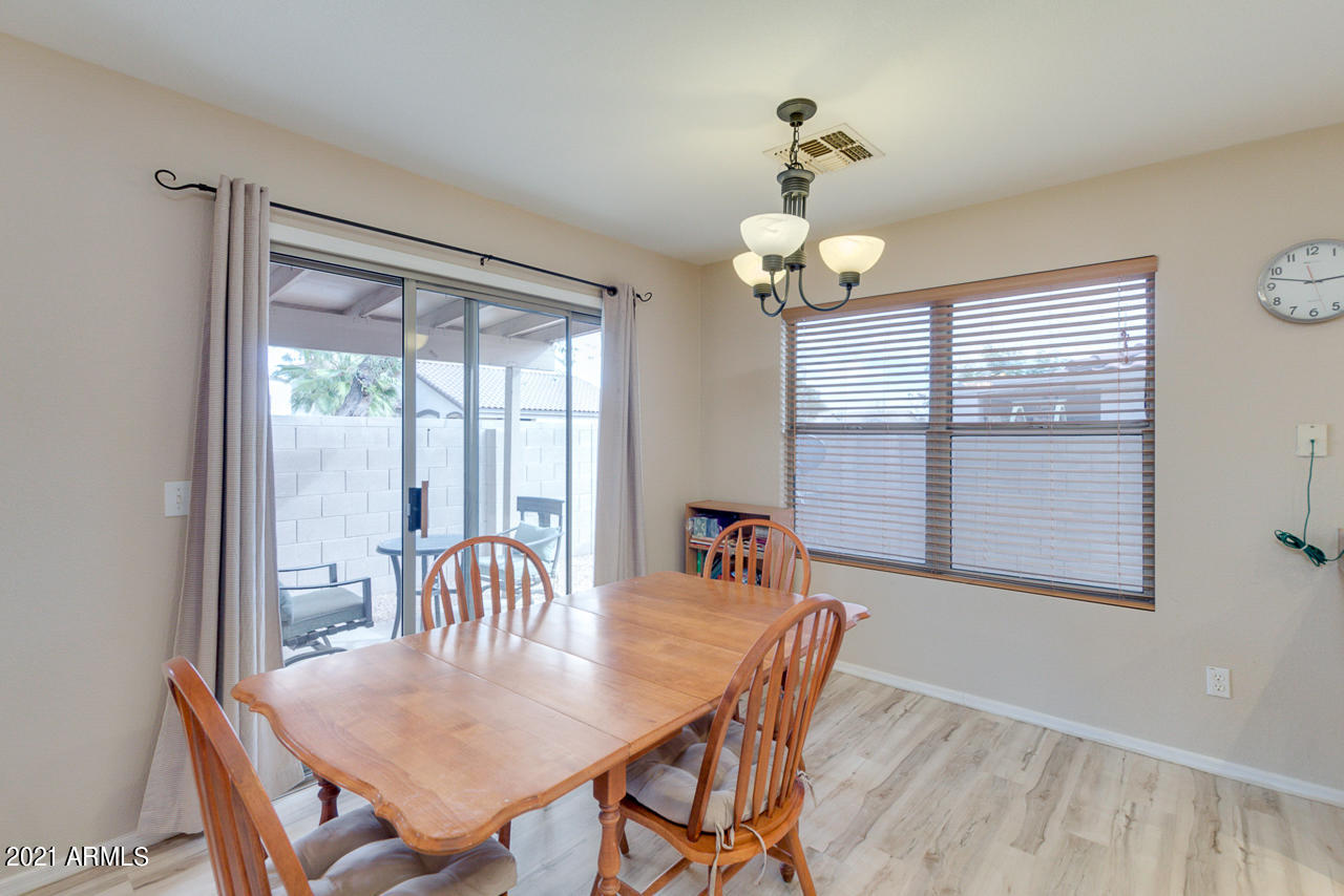 3496 South Chaparral Road Apache Junction, AZ 85119 - Photo 11 of 32 11-Chaparral