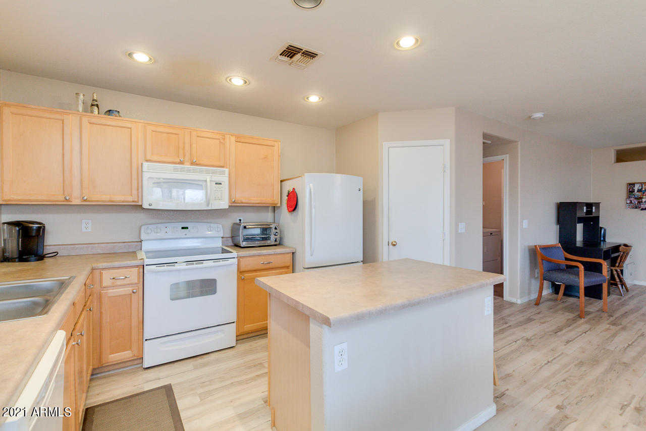 3496 South Chaparral Road Apache Junction, AZ 85119 - Photo 15 of 32 15-Chaparral