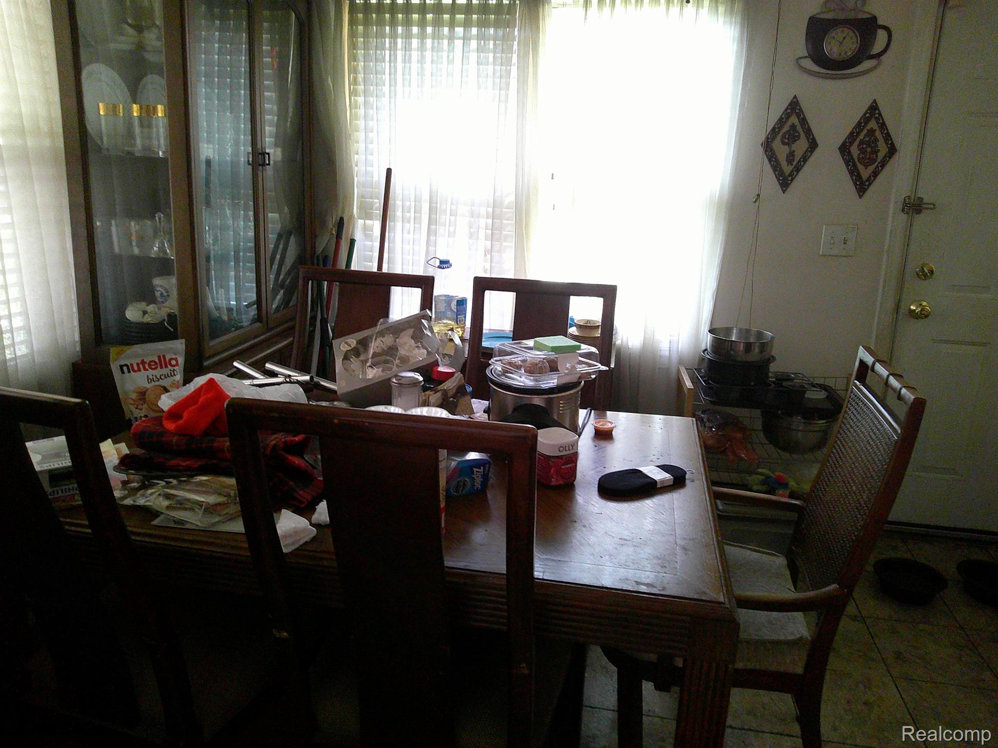 6840 Wayne Course Street Romulus, MI 48174 - Photo 3 of 19 Dining