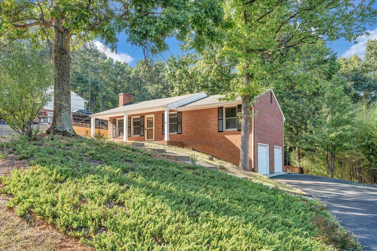 1436 Mountain Pass Road Blue Ridge, VA 24064 - Photo 7 of 35 34-MIB01001