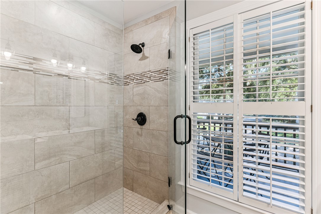 112 Rosemont Street St. Simons Island, GA 31522 - Photo 21 of 39 Primary Suite