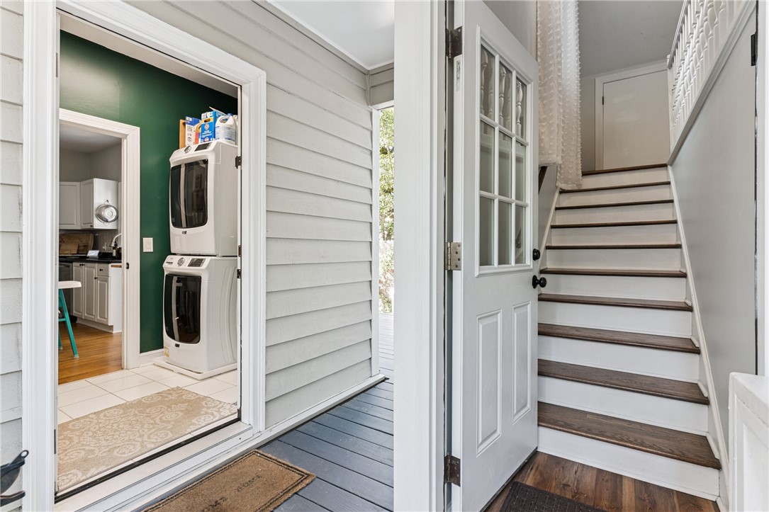 112 Rosemont Street St. Simons Island, GA 31522 - Photo 31 of 39 Side door from utility area to breezeway connecting house with garage apartment