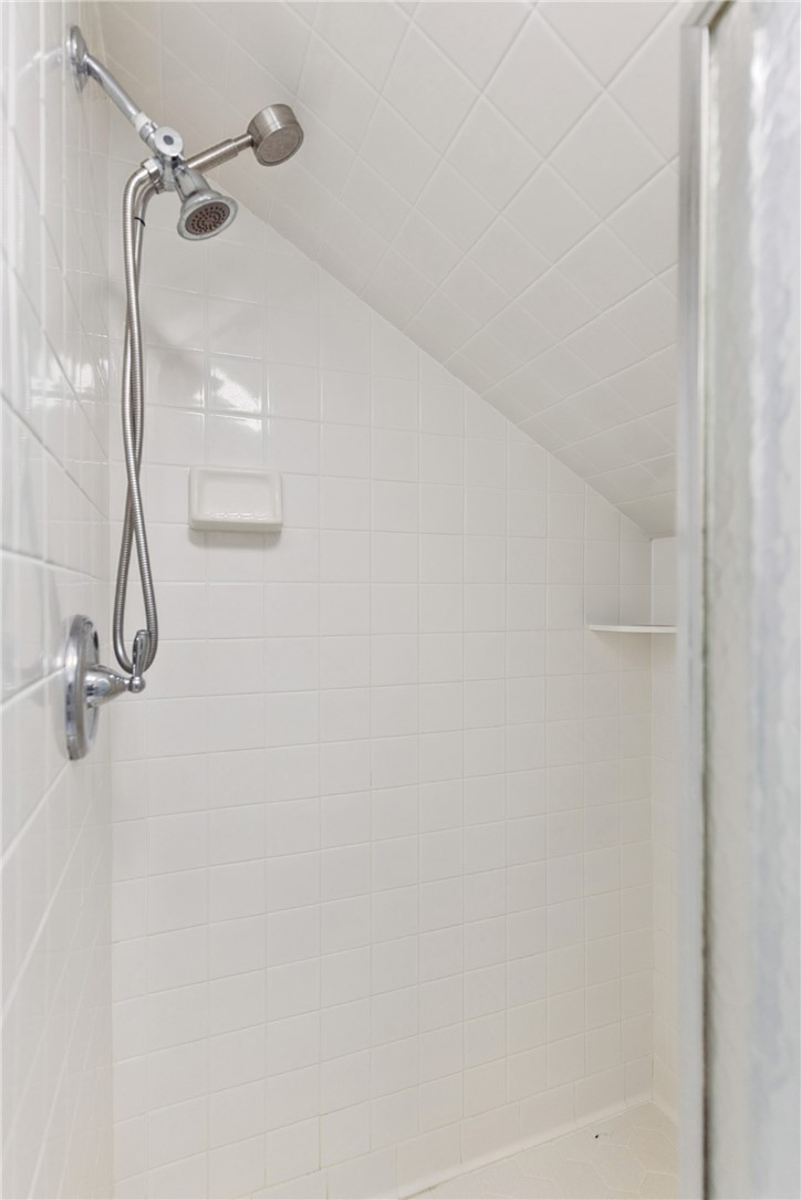 112 Rosemont Street St. Simons Island, GA 31522 - Photo 35 of 39 Garage Apartment