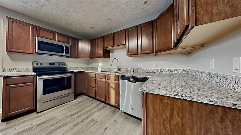 6078 Manning Road Indianapolis, IN 46228 - Photo 6 of 14 Gallery Image 6