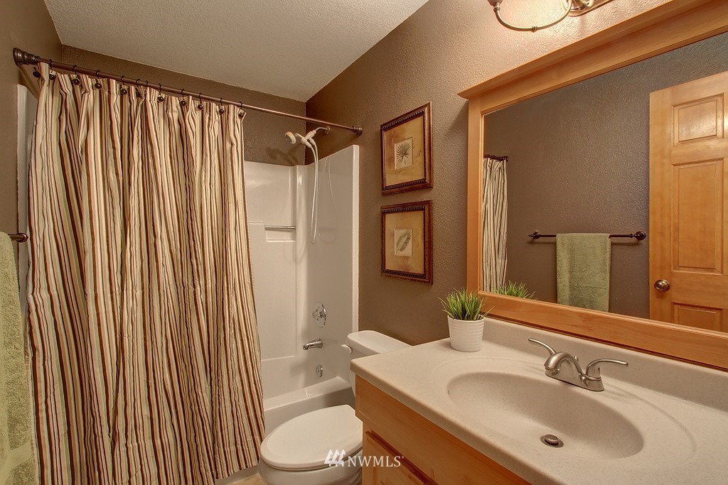 1719 170th Place Southeast, Unit A Bothell, WA 98012 - Photo 14 of 20 Gallery Image 14