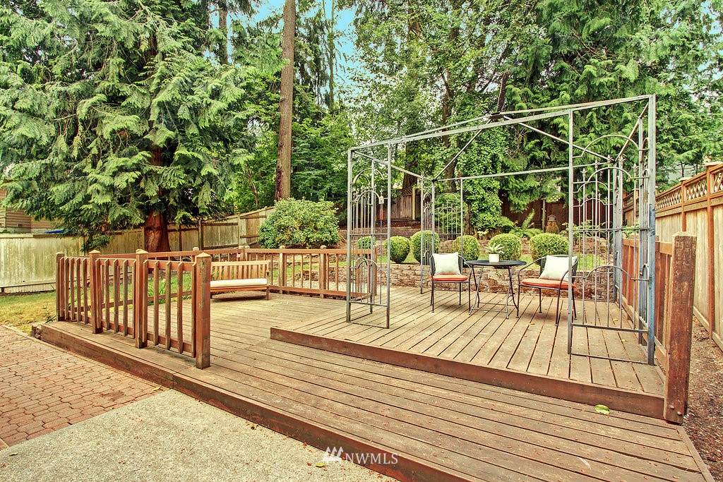 1719 170th Place Southeast, Unit A Bothell, WA 98012 - Photo 18 of 20 Gallery Image 18