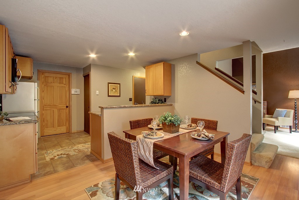 1719 170th Place Southeast, Unit A Bothell, WA 98012 - Photo 6 of 20 Gallery Image 6