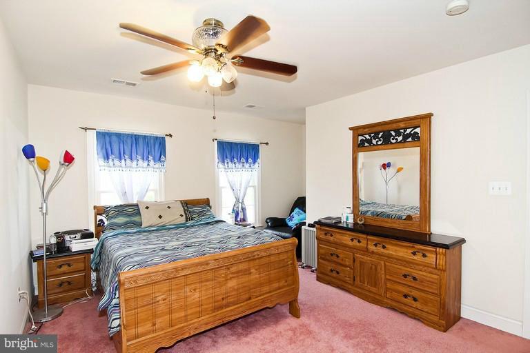 18612 Thundercloud Road Boyds, MD 20841 - Photo 17 of 24 Bedroom