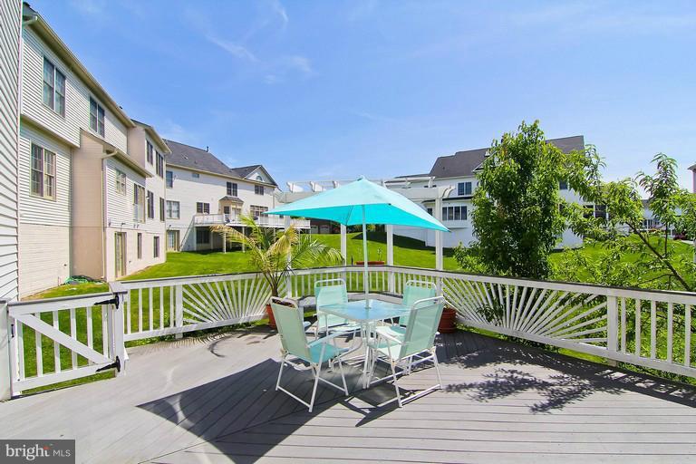18612 Thundercloud Road Boyds, MD 20841 - Photo 19 of 24 Deck