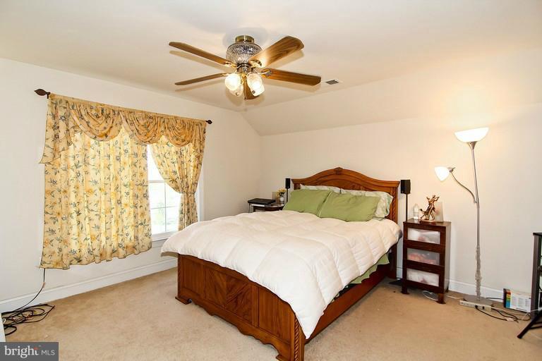 18612 Thundercloud Road Boyds, MD 20841 - Photo 10 of 24 Bedroom