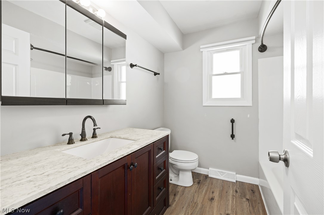 7413 Ward Road Parma, OH 44134 - Photo 13 of 33 Gallery Image 13