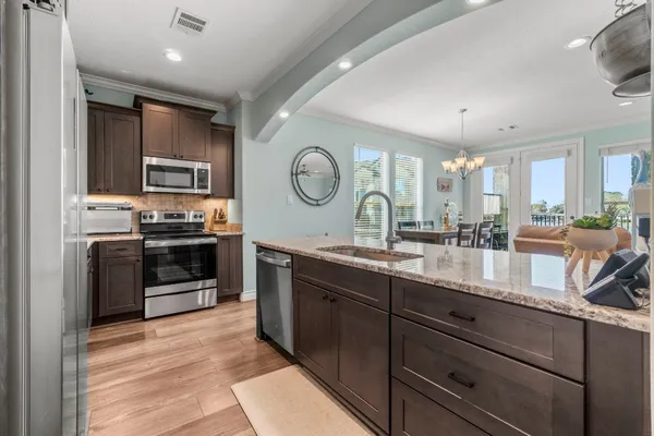 $425,000 | 2112 Fm 3186, Unit C4, Onalaska, TX 77360