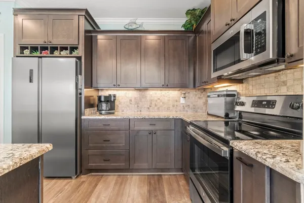 $425,000 | 2112 Fm 3186, Unit C4, Onalaska, TX 77360