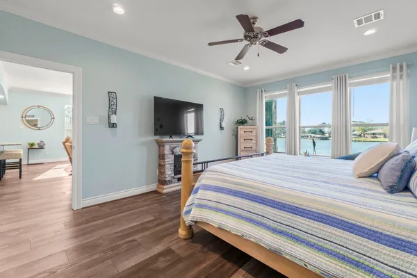 $425,000 | 2112 Fm 3186, Unit C4, Onalaska, TX 77360