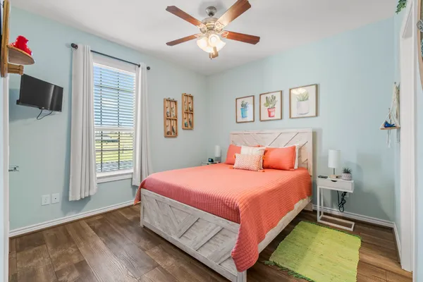 $425,000 | 2112 Fm 3186, Unit C4, Onalaska, TX 77360