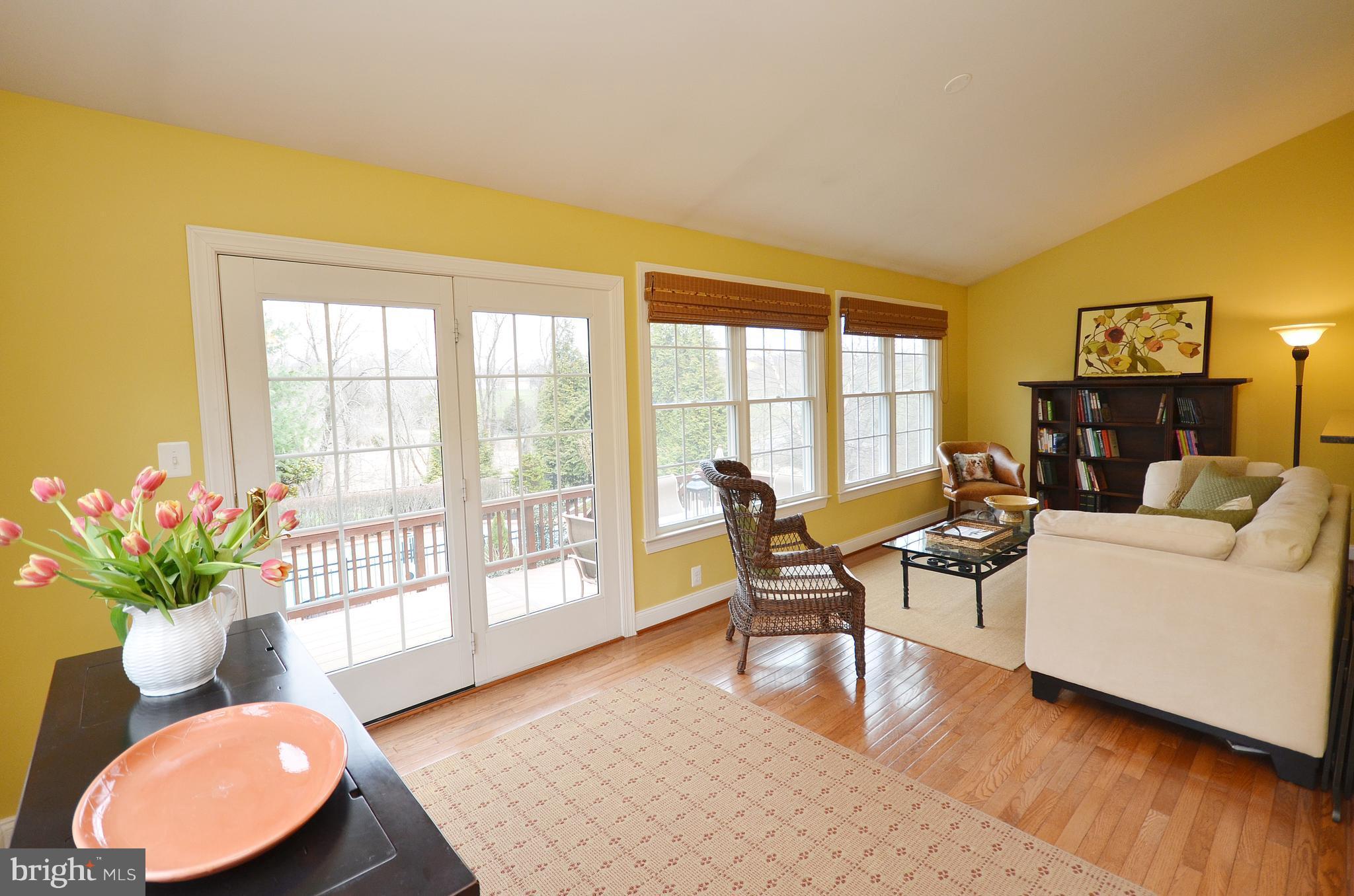 40414 Thomas Mill Road Leesburg, VA 20175 - Photo 10 of 30 Morning Room off of the Kitchen