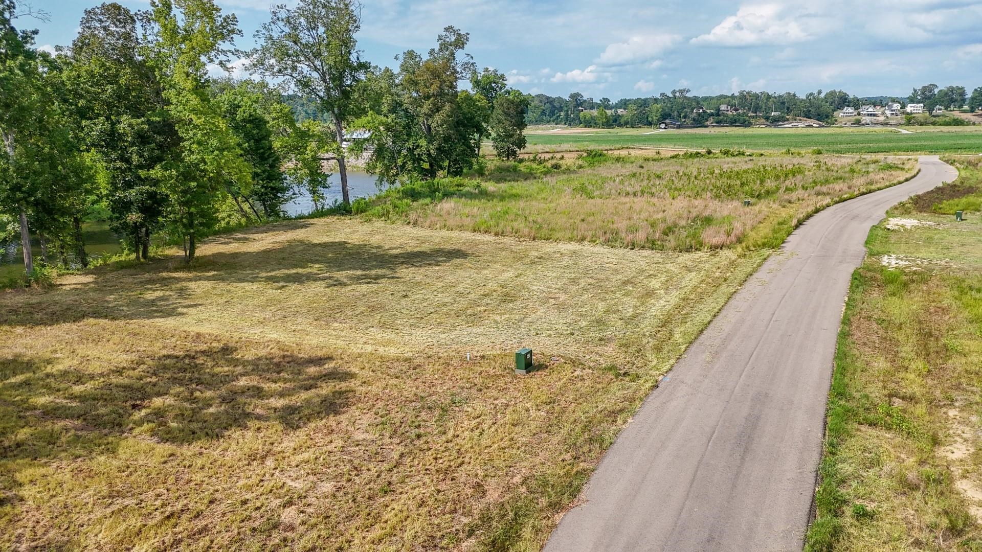 124 Launch Ramp Cove Savannah, TN 38372 - Photo 15 of 33 Gallery Image 15