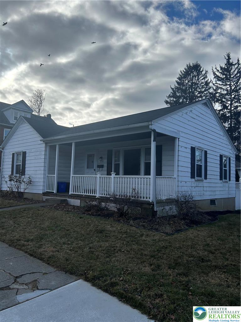 1037 Maple Street Bethlehem, PA 18018 - Photo 2 of 24