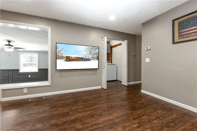 $288,000 | 820 Greenville Road, Mercer, PA 16137