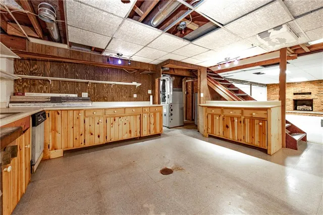 $288,000 | 820 Greenville Road, Mercer, PA 16137