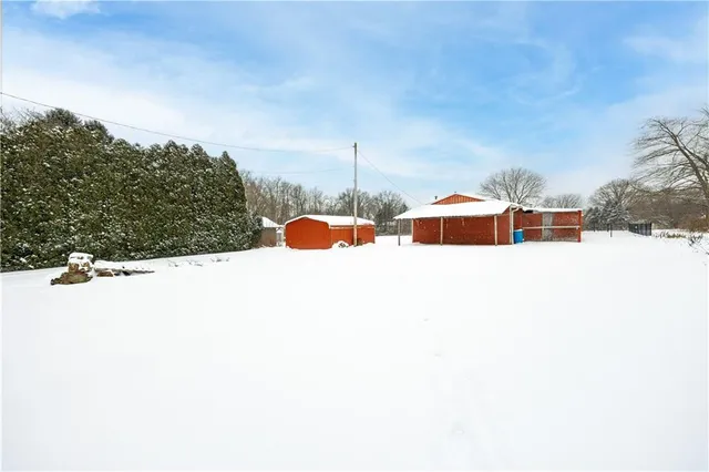 $288,000 | 820 Greenville Road, Mercer, PA 16137