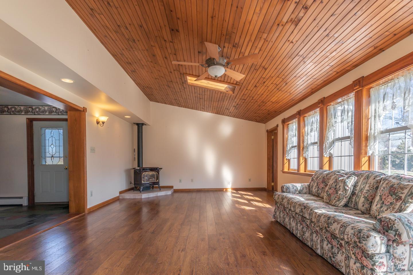 325 Fretz Road Souderton, PA 18964 - Photo 18 of 33 Gallery Image 18