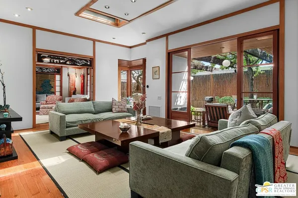 $750,000 | 465 North Calle Rolph, Palm Springs, CA 92262