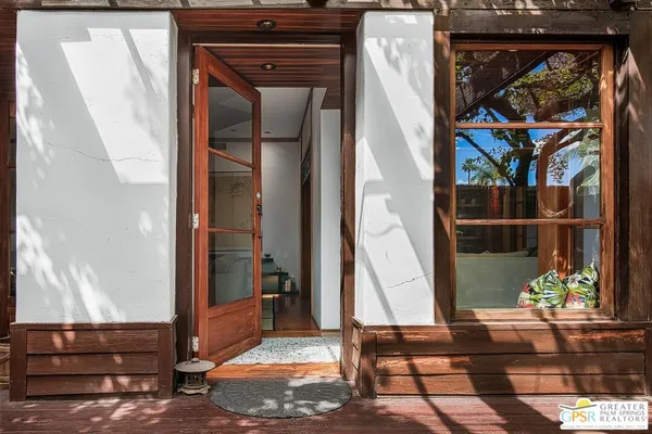 $750,000 | 465 North Calle Rolph, Palm Springs, CA 92262