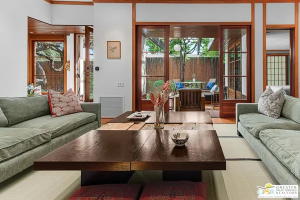 $750,000 | 465 North Calle Rolph, Palm Springs, CA 92262