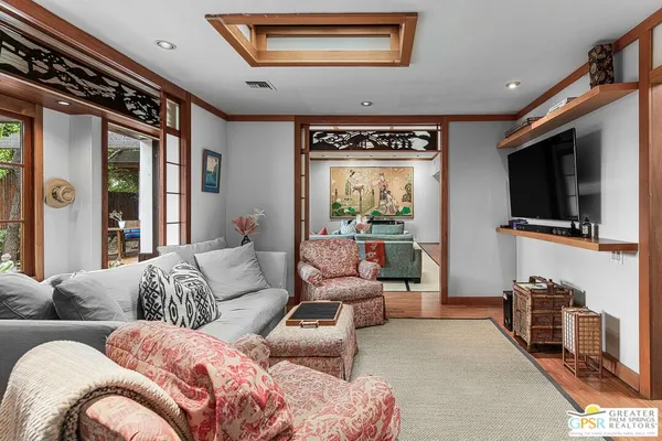 $750,000 | 465 North Calle Rolph, Palm Springs, CA 92262