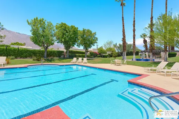 $750,000 | 465 North Calle Rolph, Palm Springs, CA 92262