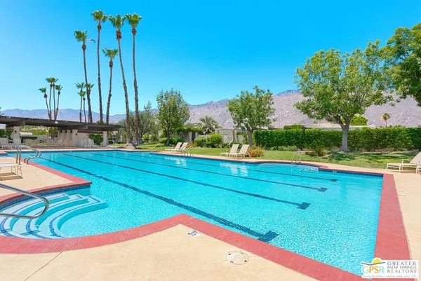 $750,000 | 465 North Calle Rolph, Palm Springs, CA 92262