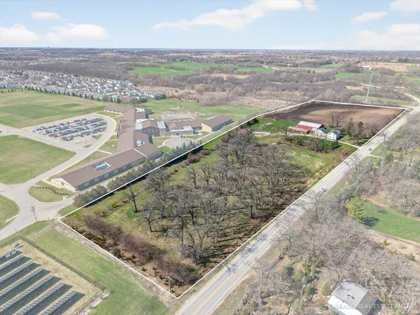 $775,000 | 13921 Harmony Road, Huntley, IL 60142