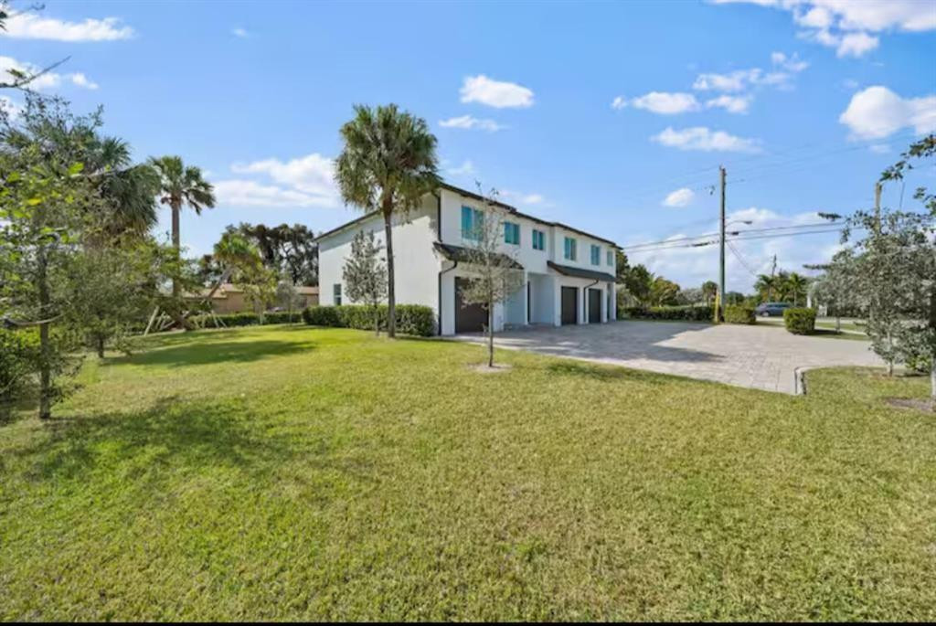 1559 West 26th Court, Unit 3 Riviera Beach, FL 33404 - Photo 2 of 17 Photo 2