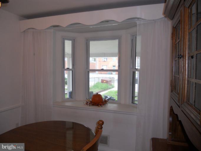 7243 Stratton Way Baltimore, MD 21224 - Photo 28 of 28 Dining Room